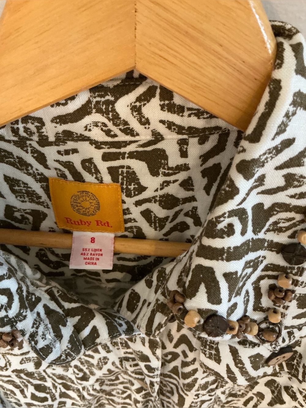 Ruby Rd. Tribal pattern, linen crop shacket/ jacket. - Picture 3 of 4
